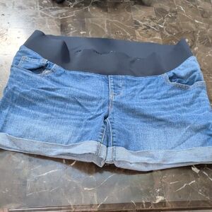 Old Navy Maternity Shorts